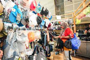 BIB: 
                            <button type="button" onclick="openModal(28620561)" class="btn btn-primary btn-sm float-right btn-popup" data-toggle="modal" data-target=".modal-high-quality">
                        <i class="fas fa-shopping-cart"></i> Add to Cart
                    </button>
                                            <button type="button" onclick="isThisMe(28620561, true)" class="btn btn-success btn-sm float-right btn-popup btn-isme hidden" data-toggle="tooltip" data-placement="bottom" title="นี่คือรูปของคุณใช่ไหม คลิกที่นี่เพื่อเอาเข้าอัลบั้ม">
                        <i class="fas fa-plus"></i> Add to album
                    </button>
                    <button type="button" onclick="isThisMe(28620561, false)" class="btn btn-warning btn-sm float-right btn-popup btn-isnotme hidden">
                        <i class="fas fa-ban"></i> Remove from album
                    </button>
